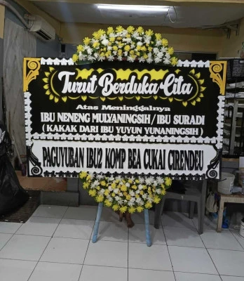 Papan Bunga di Nadi Bulukerto